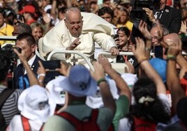 Medio millón de jóvenes arropan al Papa en su primer gran encuentro de la JMJ