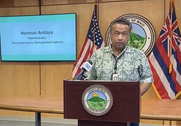 El jefe de Emergencias de Maui dimite tras los incendios que dejan 110 muertos y defender que no sonaran las alarmas