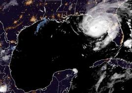 Idalia gana fuerza y llegará a las costas de Florida como huracán de categoría 4 y vientos de 209 km/h