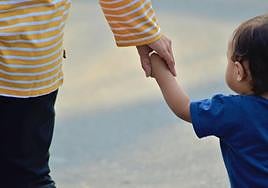 Este es el permiso laboral al que se pueden acoger los padres con la vuelta al cole 2023 que no existía el año pasado