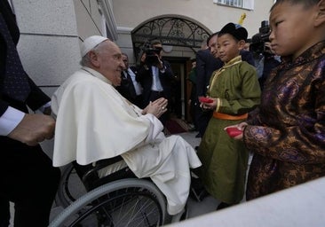 El Papa Francisco abandona Mongolia con un ojo puesto en China