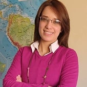 La profesora de español afectada por el terremoto: «He tenido que dormir con mis hijos en el coche toda la noche»