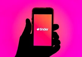 ¿Pagarías  500 euros al mes por una suscripción a Tinder? Esta es la nueva propuesta de la aplicación