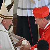 El Papa crea 21 nuevos cardenales, entre ellos tres españoles