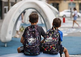 El perfil del abuso sexual en la infancia: niña, de 11 años y a cargo de su padre o padrastro