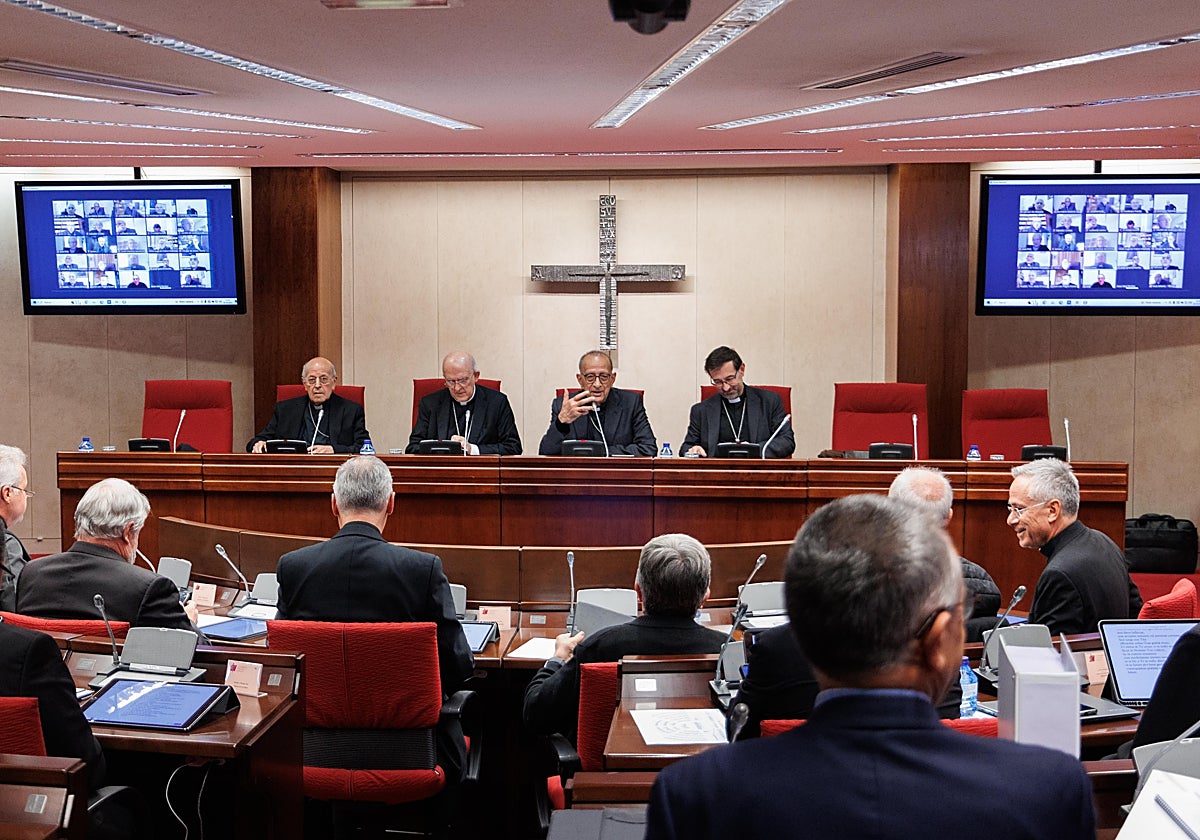 Sigue en directo la rueda de prensa de la Conferencia Episcopal tras la asamblea extraordinaria sobre abusos