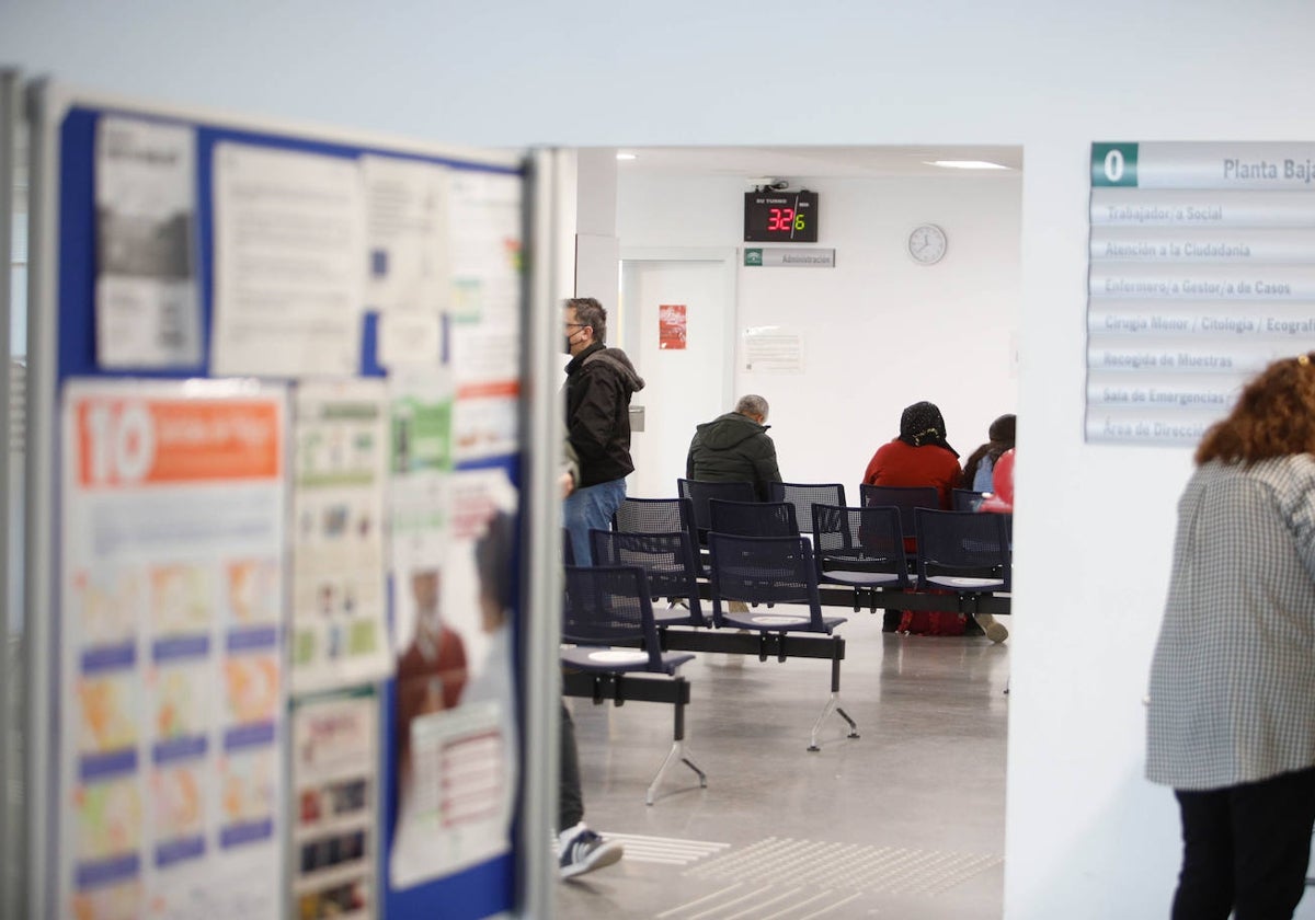 Sala de espera en un centro de salud de Córdoba