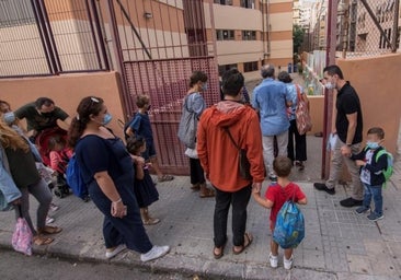 Colegios de Baleares imponen el catalán hasta en la pizarra del bar