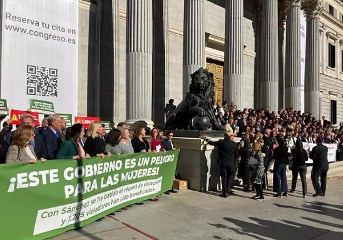 Vox se desvincula del homenaje del Congreso a las víctimas de violencia machista: «Es la foto de la hipocresía»