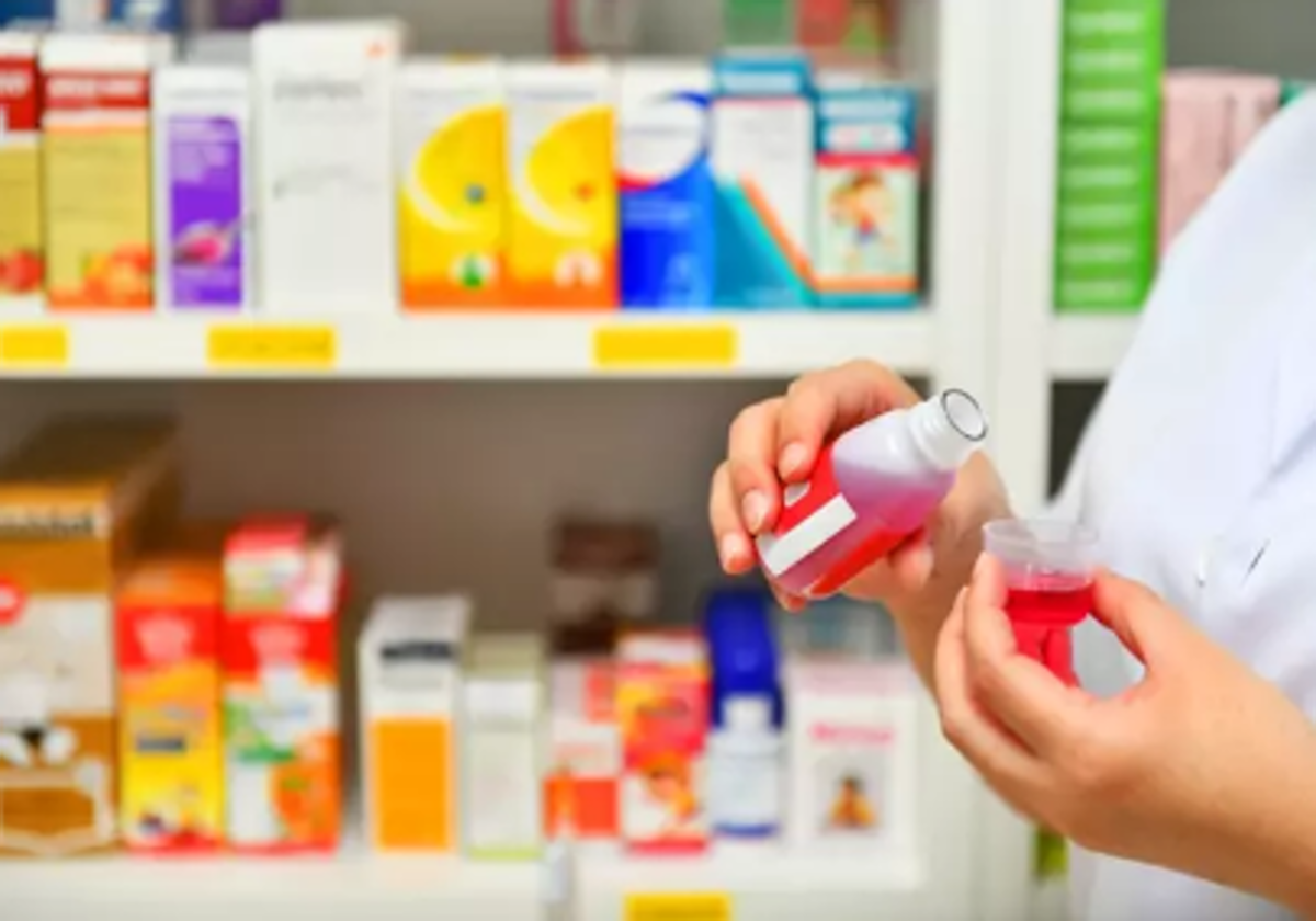 Imagen de archivo de una farmacia