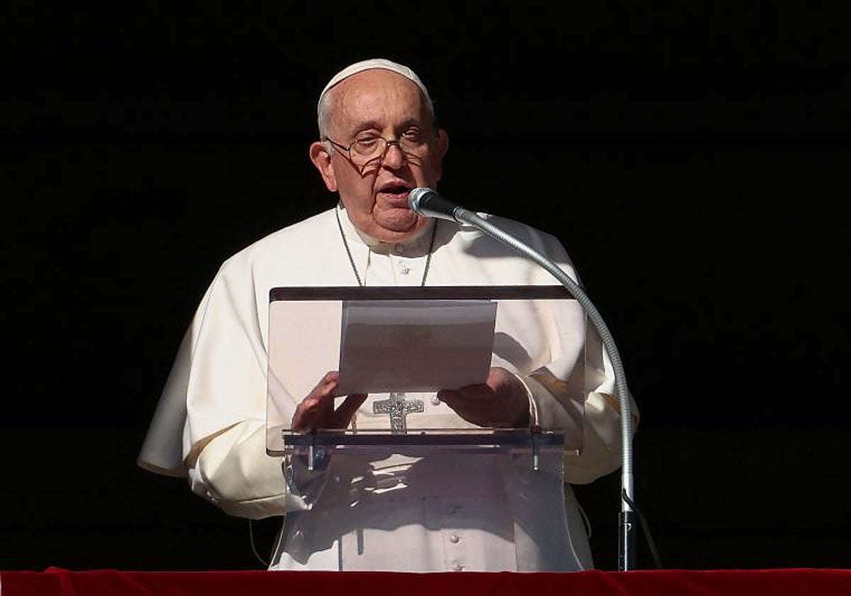 El Papa Francisco durante el ángelus de este 17 de diciembre