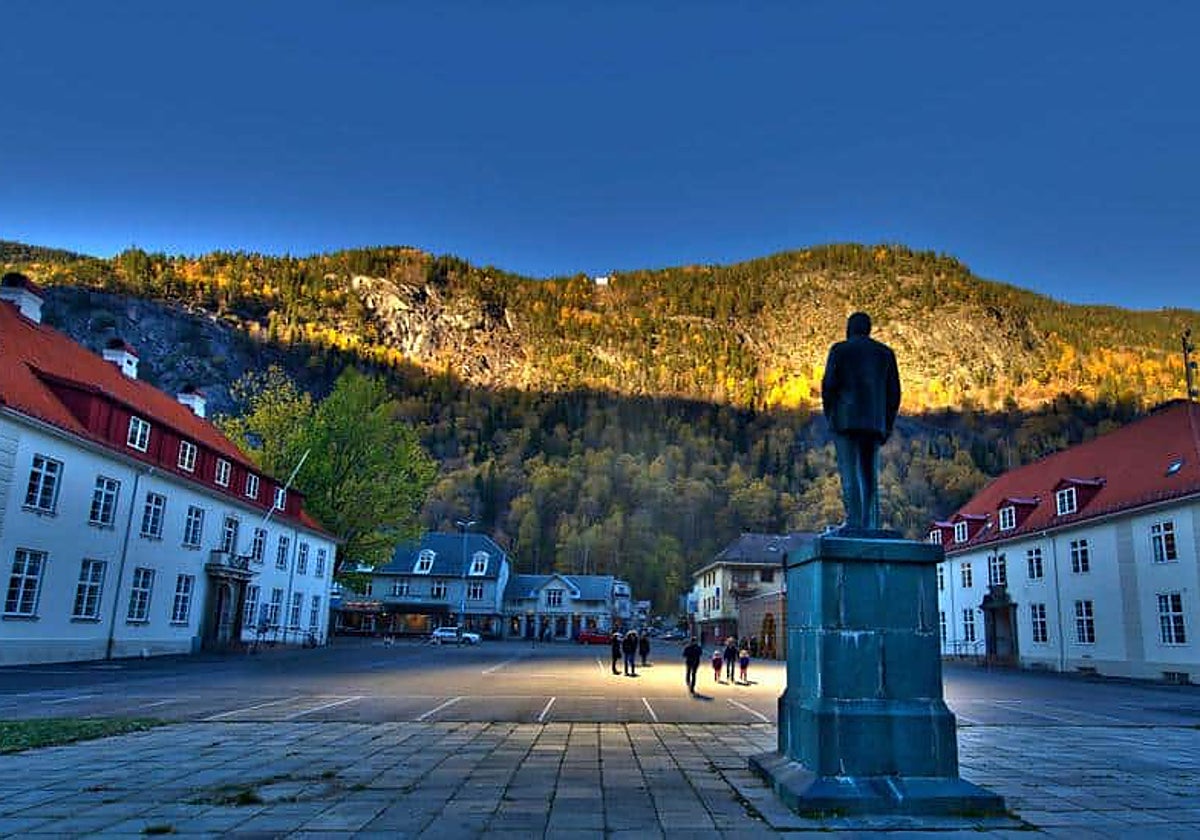 Un sol artificial español: los rincones más oscuros del planeta usan espejos gigantes para iluminarse de día