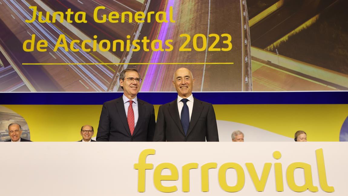 Rafael del Pino, presidente de Ferrovial, e Ignacio Madridejos, consejero delegado, en la Junta de Accionistas de este año