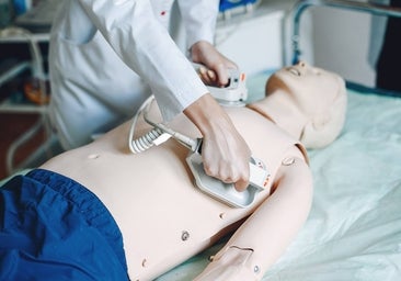 Sanidad alerta de un fallo en este desfibrilador que puede provocar que se apague «inesperadamente» al realizar una descarga