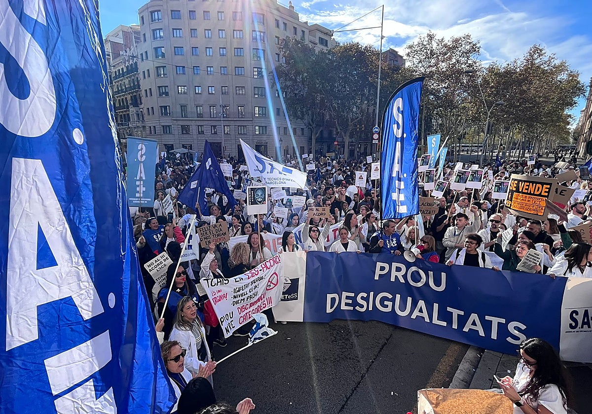 Manifestación de los sanitarios en Barcelona