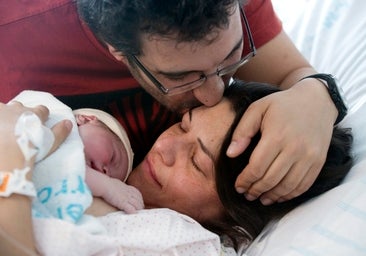 La natalidad, en caída libre: solo hay dos comunidades donde crecieron los alumbramientos en 2023