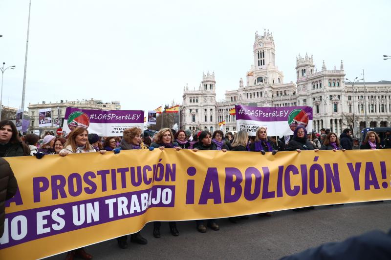 Manifestación abolicionista en Madrid por el 8M en Cibeles