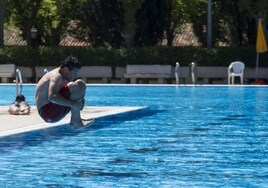 Andalucía se suma a Cataluña y no dejará llenar piscinas privadas