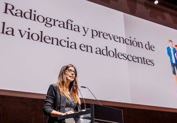 Dos de cada cien adolescentes intercambian sexo por recompensas, atenciones o dinero