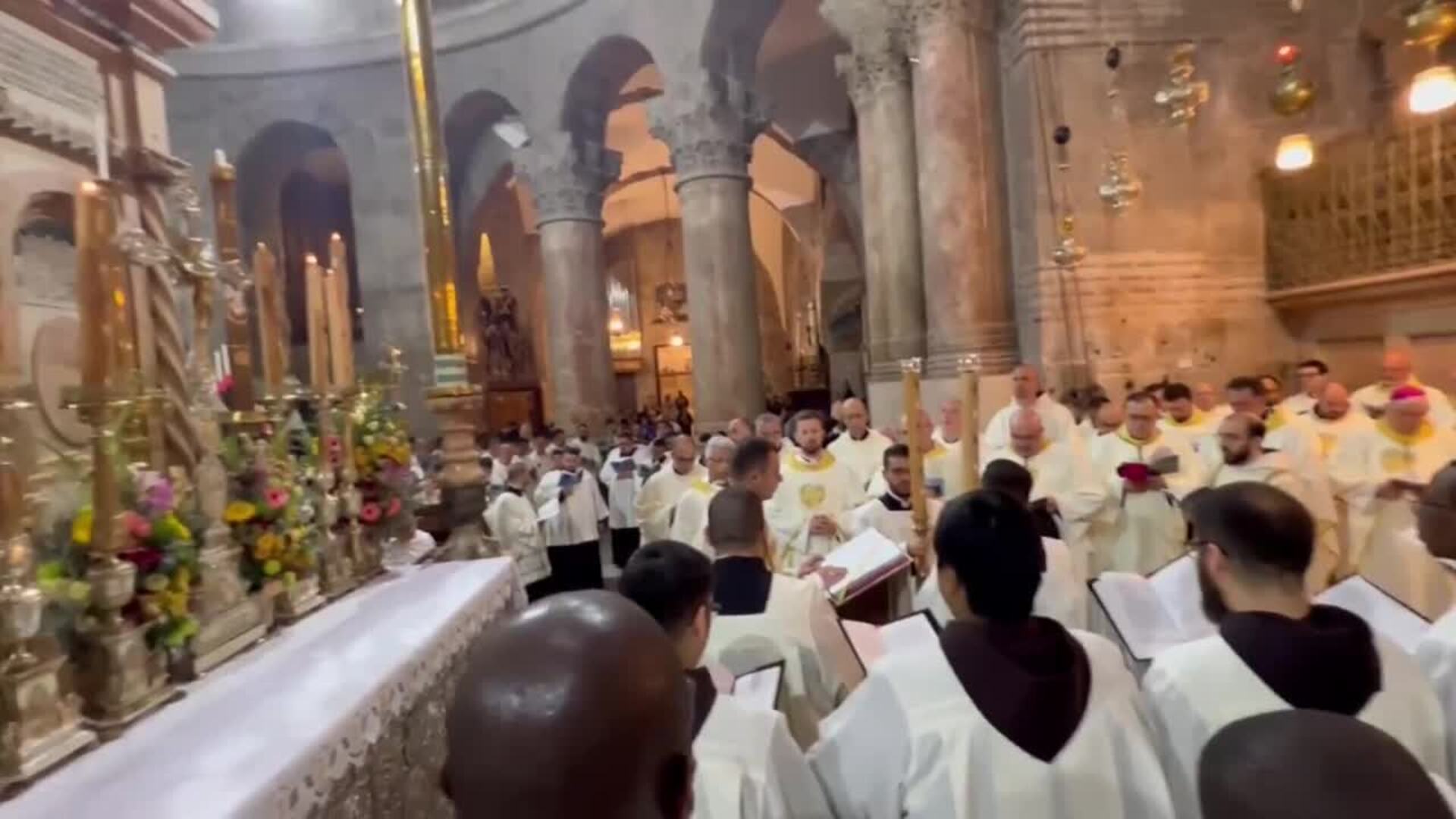 Jueves Santo en la iglesia del Santo Sepulcro de Jerusalén