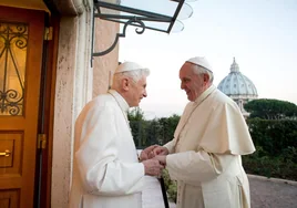 Francisco: «Intentaron usarme para que Ratzinger no fuera elegido Papa»
