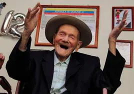Muere a los 114 años el hombre más longevo del mundo