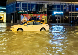 Los científicos descartan que el episodio de lluvias intensas en Dubái haya sido provocado por la siembra de nubes