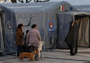 Nápoles sufre su mayor terremoto en 40 años, con más de cien temblores en pocas horas