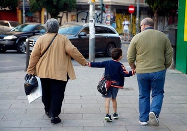 El negocio de un país viejo: ocho de cada diez plazas de residencia son privadas