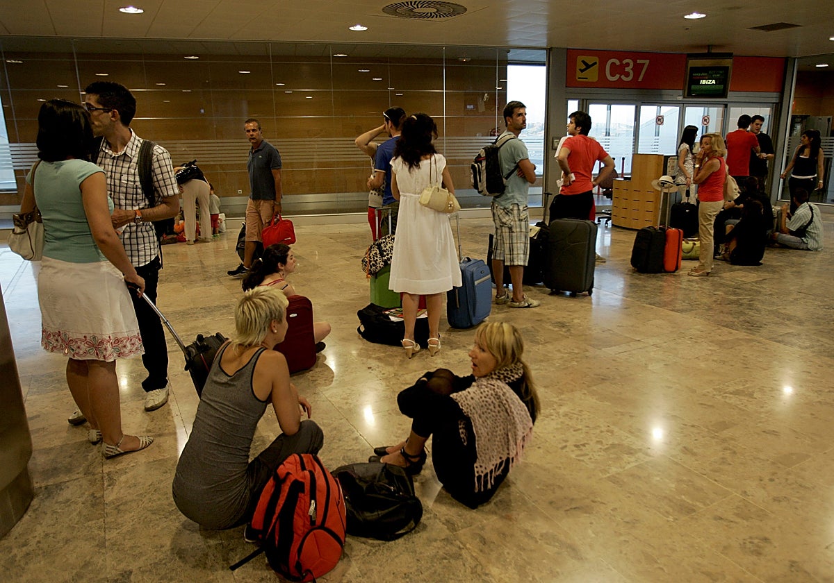 Los hechos han sucedido en plena terminal del aeropuerto de Ibiza