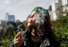 La diferencia entre usuario y traficante: Brasil despenaliza el consumo de marihuana por debajo de los 40 gramos