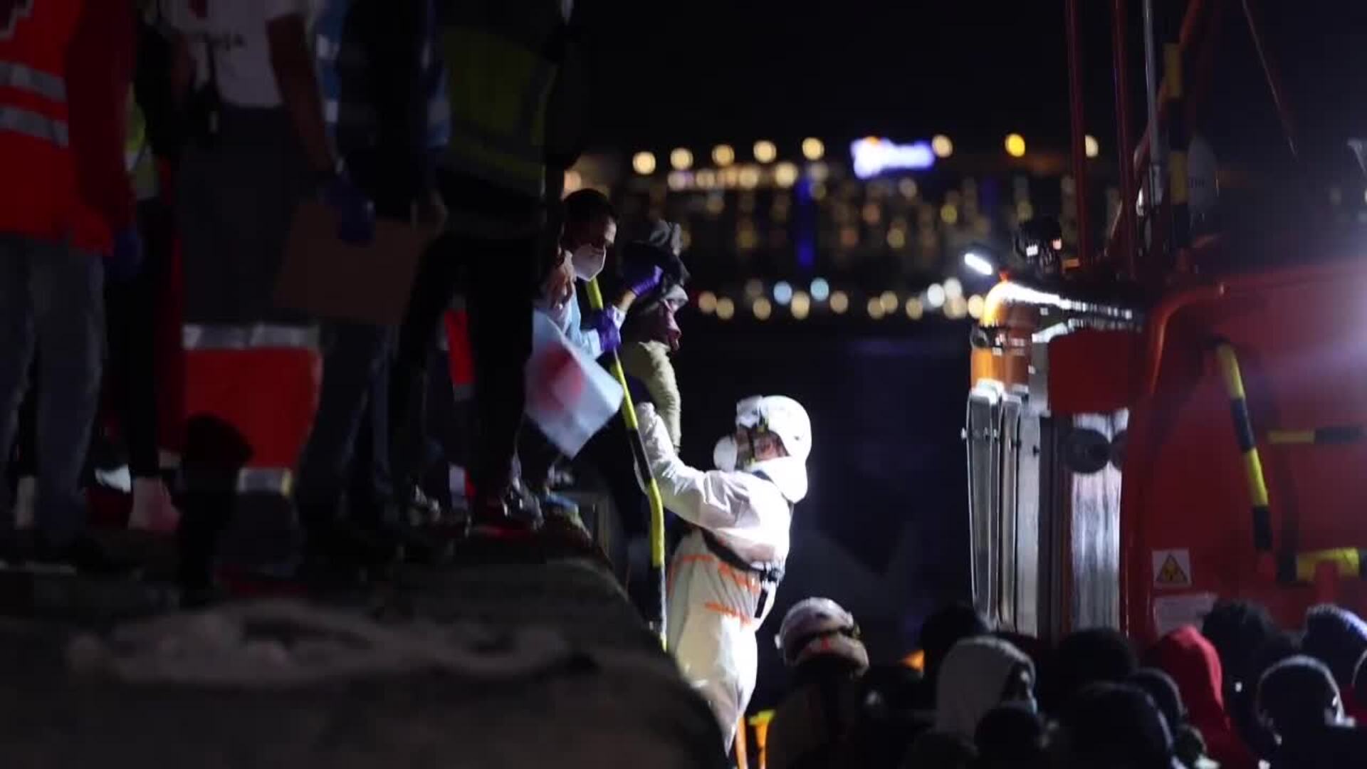 Crecen las presiones al PP para que fije una postura sobre el reparto de menores migrantes