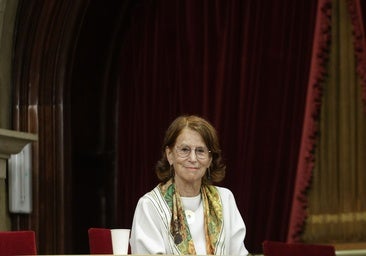 La defensora del pueblo catalán niega a los padres el derecho a recibir en castellano las comunicaciones escolares