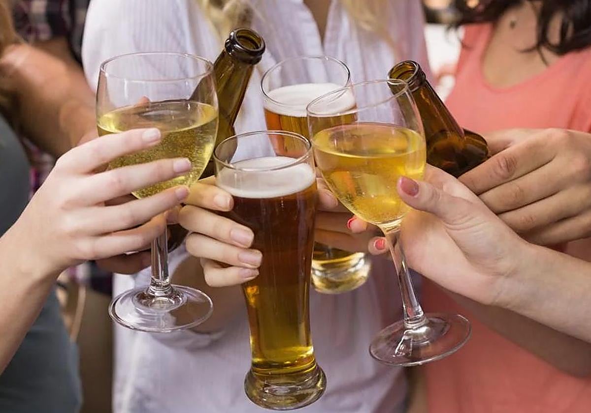 Los europeos son los que más alcohol beben del mundo y los hombres consumen cuatro veces más que las mujeres