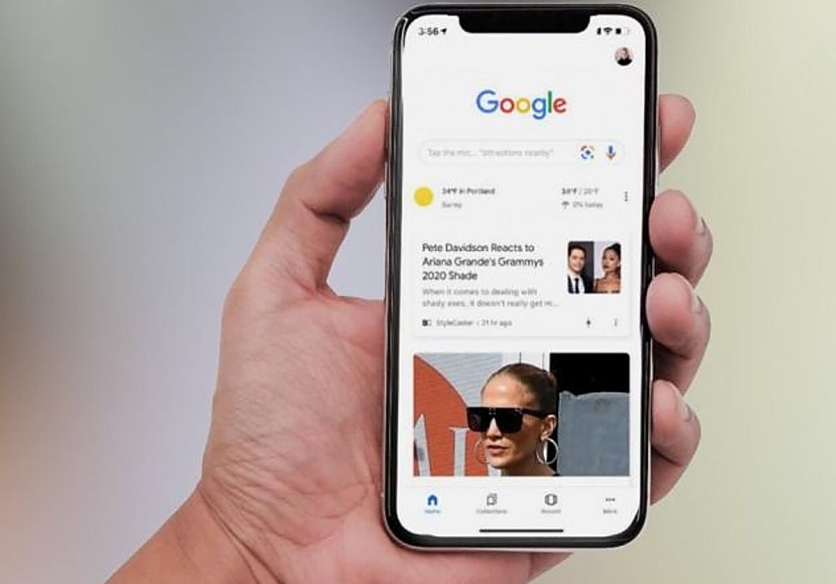 Un teléfono móvil con el buscador de Google, imagen archivo