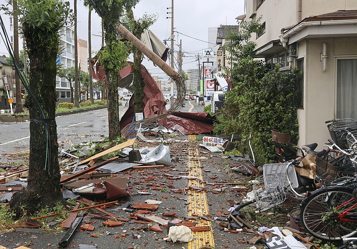 Localidad de Miyazaki, al suroeste de Japón, tras el paso del tifón Shanshan