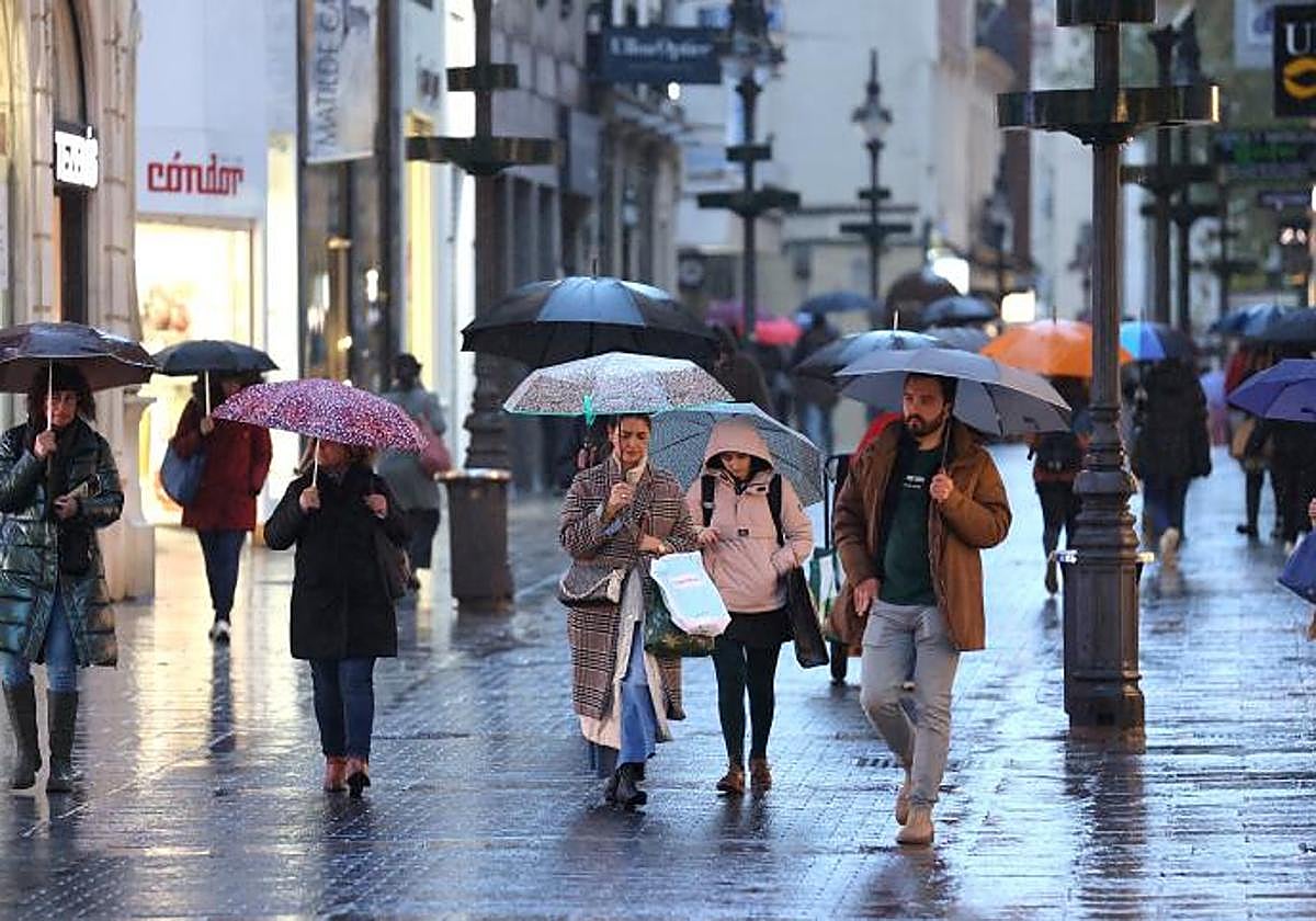 La Aemet avisa de la llegada de una vaguada que dejará fuertes tormentas y granizo en España: estas son las zonas afectadas