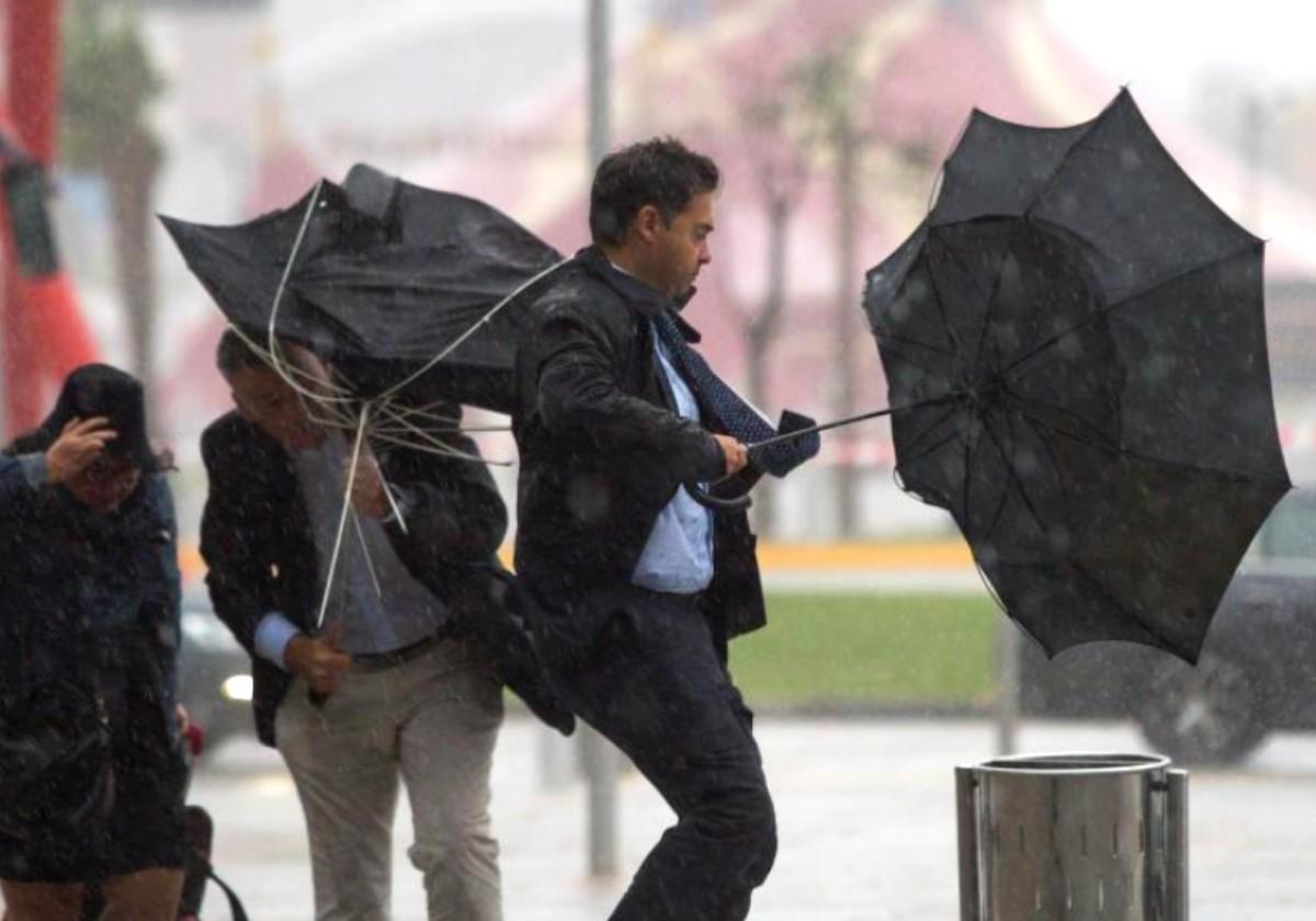 La Aemet avisa de los efectos del Huracán Kirk en España: fuertes lluvias y viento intenso