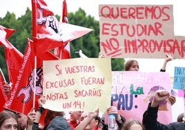 Estudiantes se reúnen hoy con Educación para exigir la publicación de los exámenes de la PAU