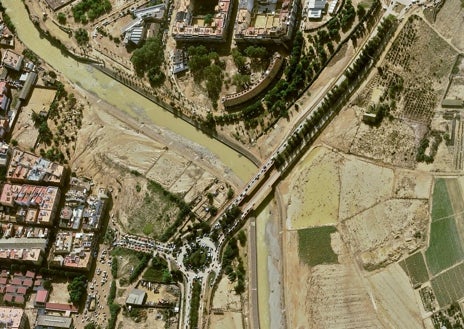 Imagen secundaria 1 - Los satélites de la NASA muestran la catástrofe de la DANA en Valencia, Requena y Letur desde el espacio