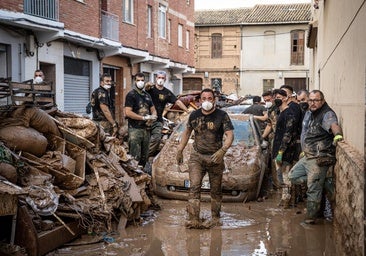 Torrente, un pabellón improvisado de cien policías voluntarios y con lo puesto