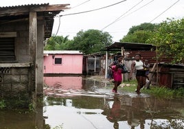 Los estragos de la tormenta Sara: dos muertos y más de 100.000 afectados en Centroamérica