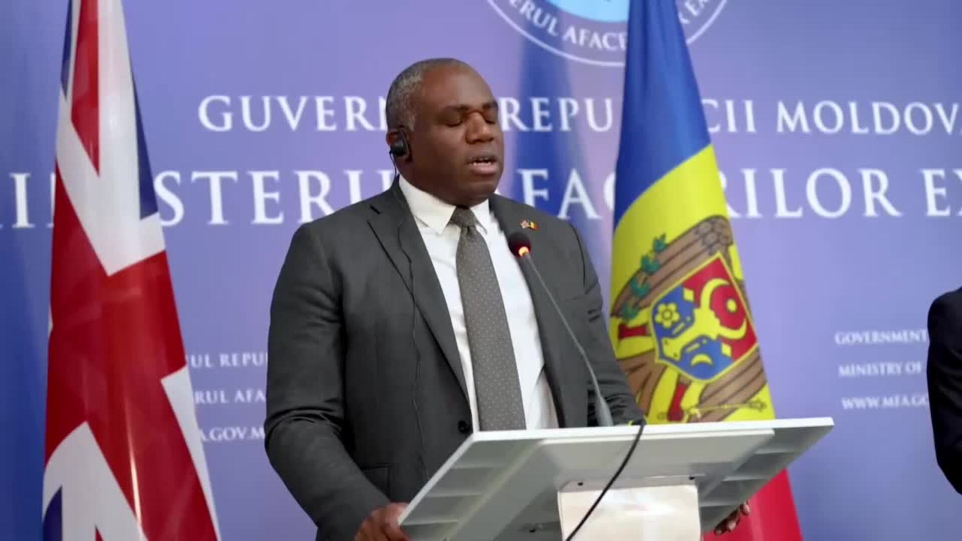 Londres firma con Moldavia nuevo acuerdo sobre migración, defensa y seguridad