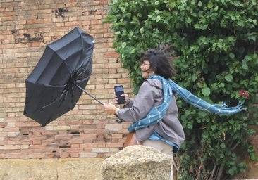 La Aemet pide precaución ante la previsión de fuertes vientos, lluvia y nieve