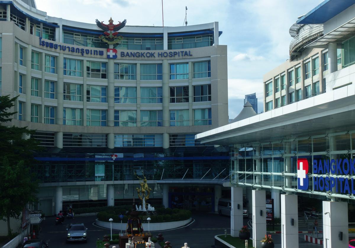 El hosppital de Bangkok en el que permanecía ingresada la joven fallecida