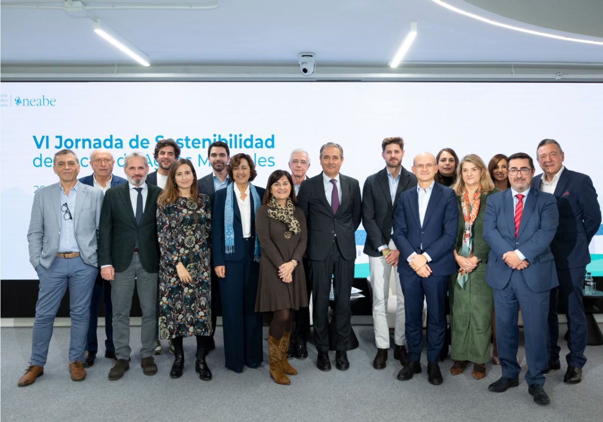 Los participantes a la jornada de sostenibilidad de Aneabe 'Manantiales de Vida'