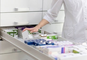 Sanidad subirá los copagos farmacéuticos para rentas superiores a 35.000 euros y pondrá límite de pago a las que estén por debajo