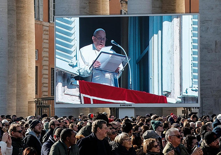 El Papa pide en su primera misa del año un «compromiso firme» para que se respete la dignidad de la vida humana
