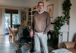 Tuvo que aprender a hablar y a andar de nuevo tras una extraña enfermedad