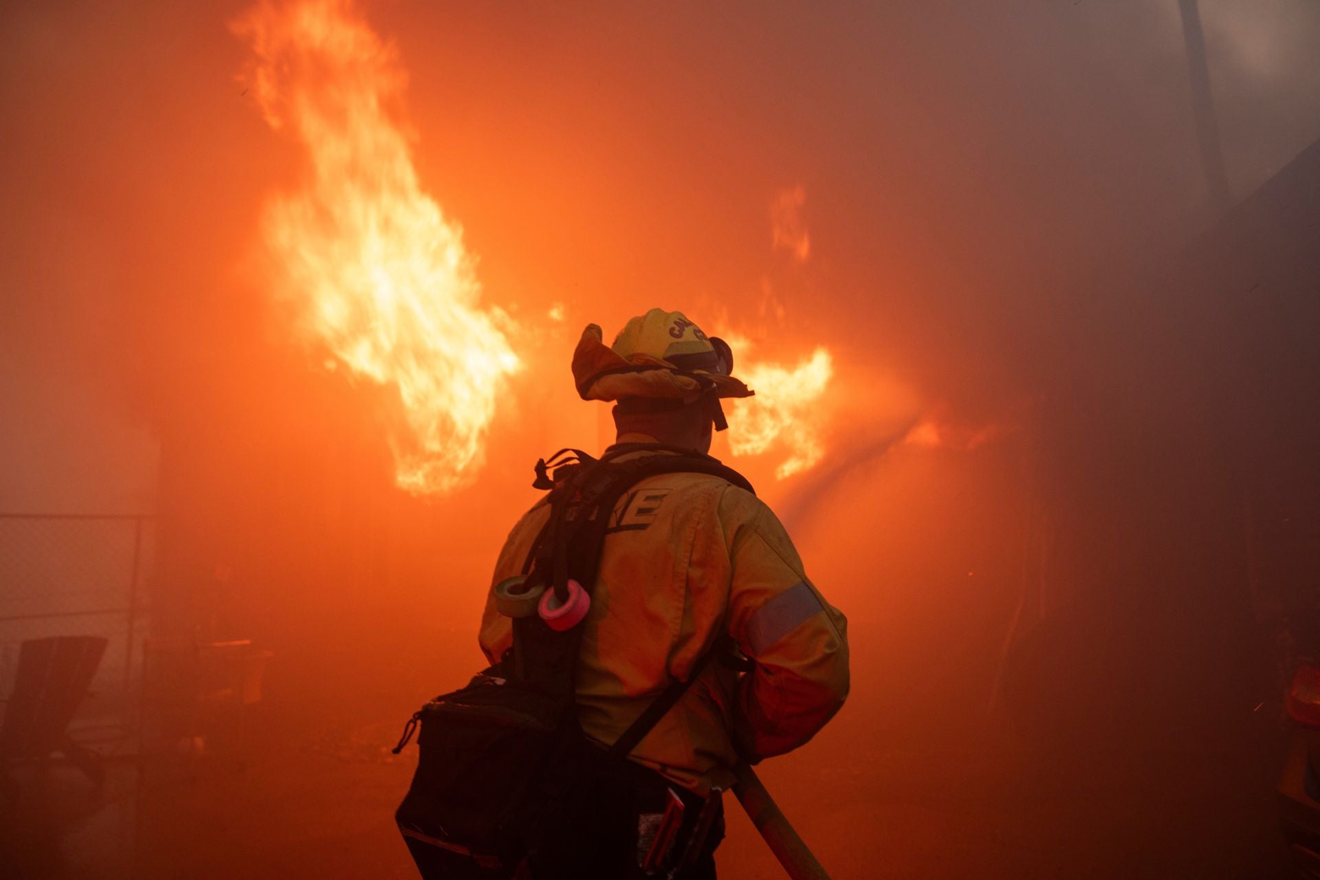 Las imágenes del devastador incendio de Los Ángeles
